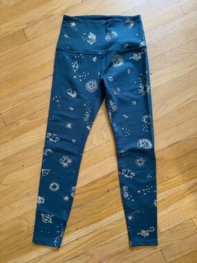 Beyond Yoga Navy Leggings with Gold Celestial Print